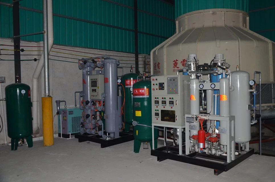 某電子(zi)材料企(qi)業300立方(fang)，純度99.999%制(zhi)氮機使(shi)用現場(chang)